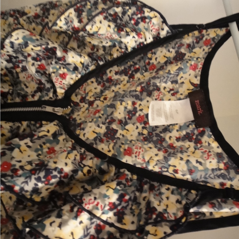 Multicolor Floral Zip-Front Top - Picture 5 of 5